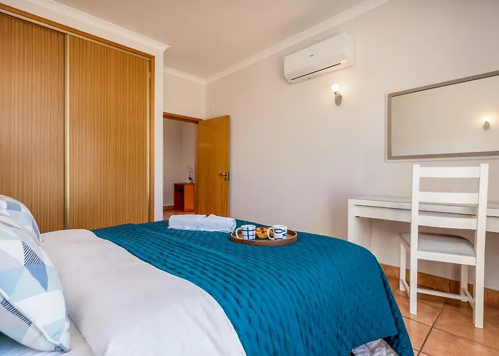 Apartament Host Wise - Bright & Stylish Flat With Pool Lagos