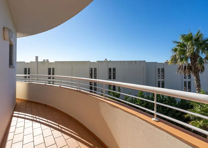 Apartament Host Wise - Bright & Stylish Flat With Pool *